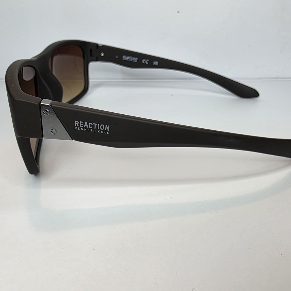 Kenneth Cole Reaction Sunglasses - Picture 3 of 5